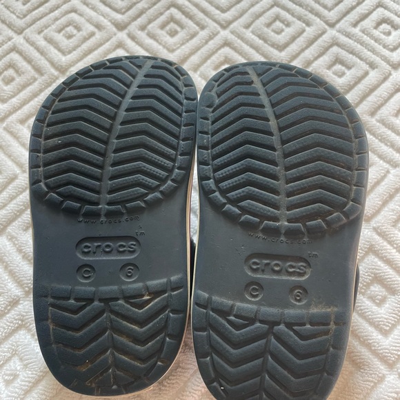 Croc Bundle - Picture 6 of 12